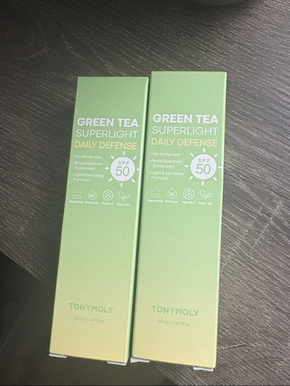 Tony Moly Green Tea Superlight Daily Defense, 2 in total, expires 2027 - Picture 4 of 5